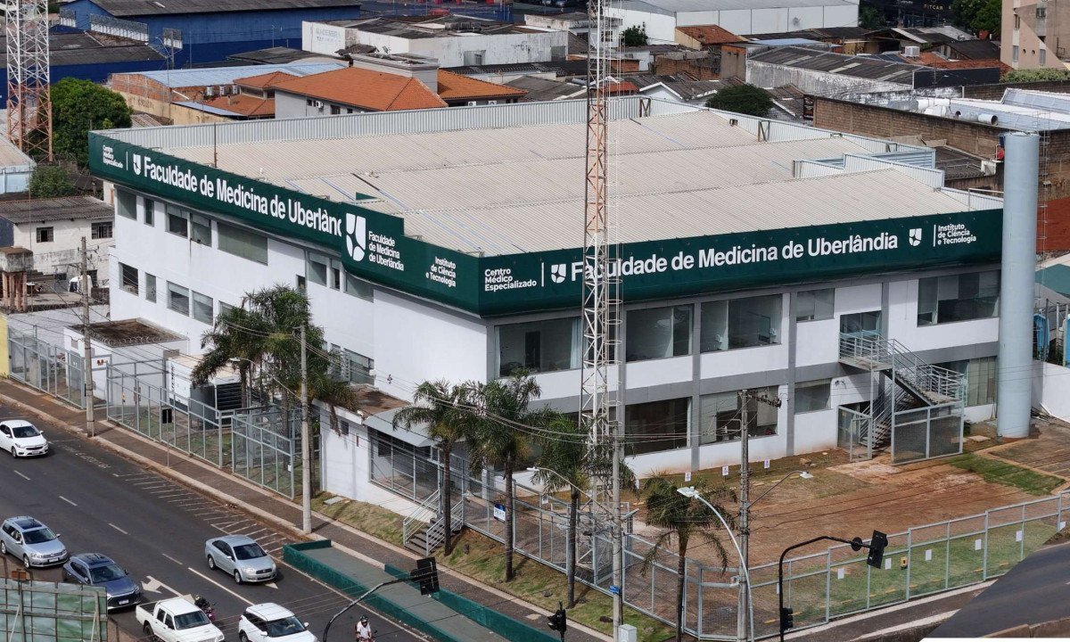 Faculdade de Medicina de Uberlândia abre inscrições - (crédito: DINO)