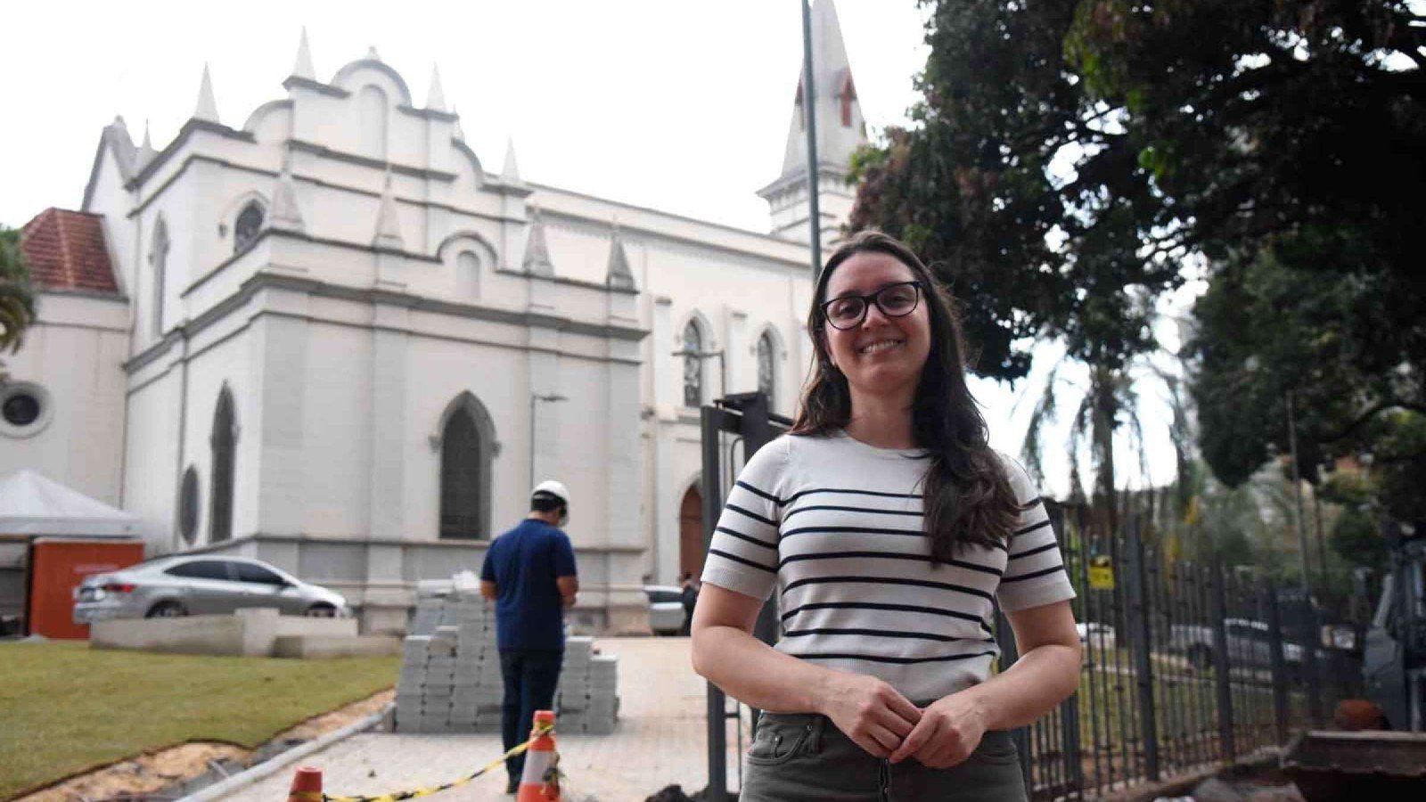 A arquiteta assistente do Memorial da Arquidiocese de BH, J&eacute;ssica Morais, disse que o paisagismo ter&aacute; canteiros com flores