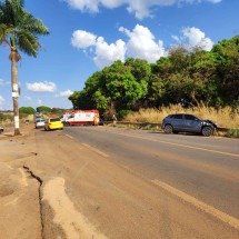 BR-354: batida frontal entre dois carros deixa um morto e quatro feridos - CBMMG/Divulgação 