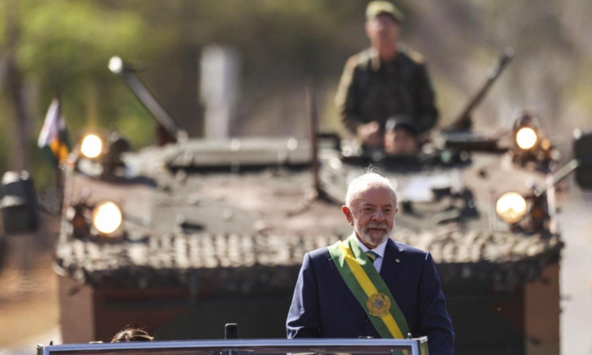 Campanha de Lula é alertada para não transformar desfile em palanque - (crédito: Foto: Marcelo Camargo/Agência Brasil)