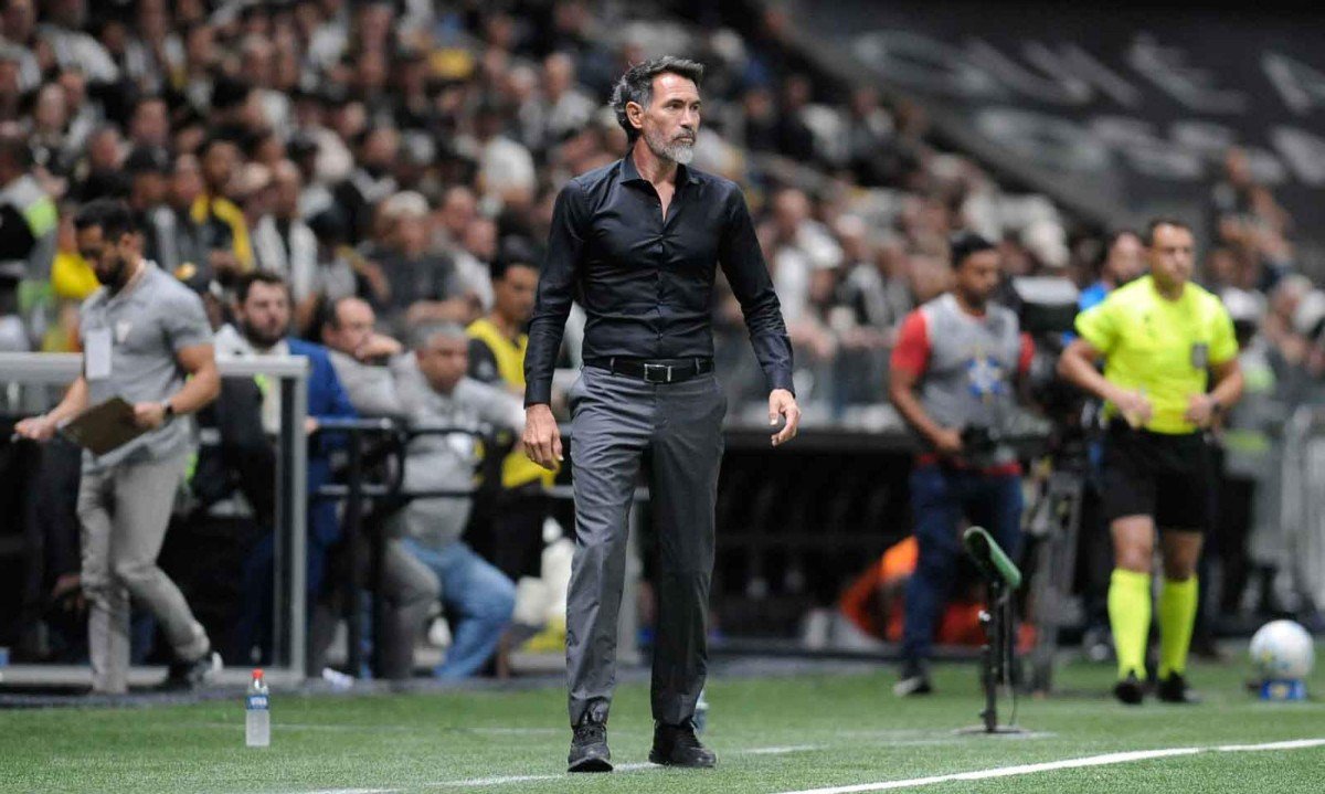 Eduardo Domínguez iniciou o trabalho no Galo em fevereiro deste ano -  (crédito: Alexandre Guzanshe/EM/D.A.Press)