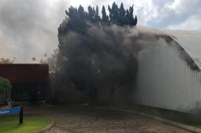 Incêndio pode ter sido causado por curto-circuito -  (crédito: CBMMG)