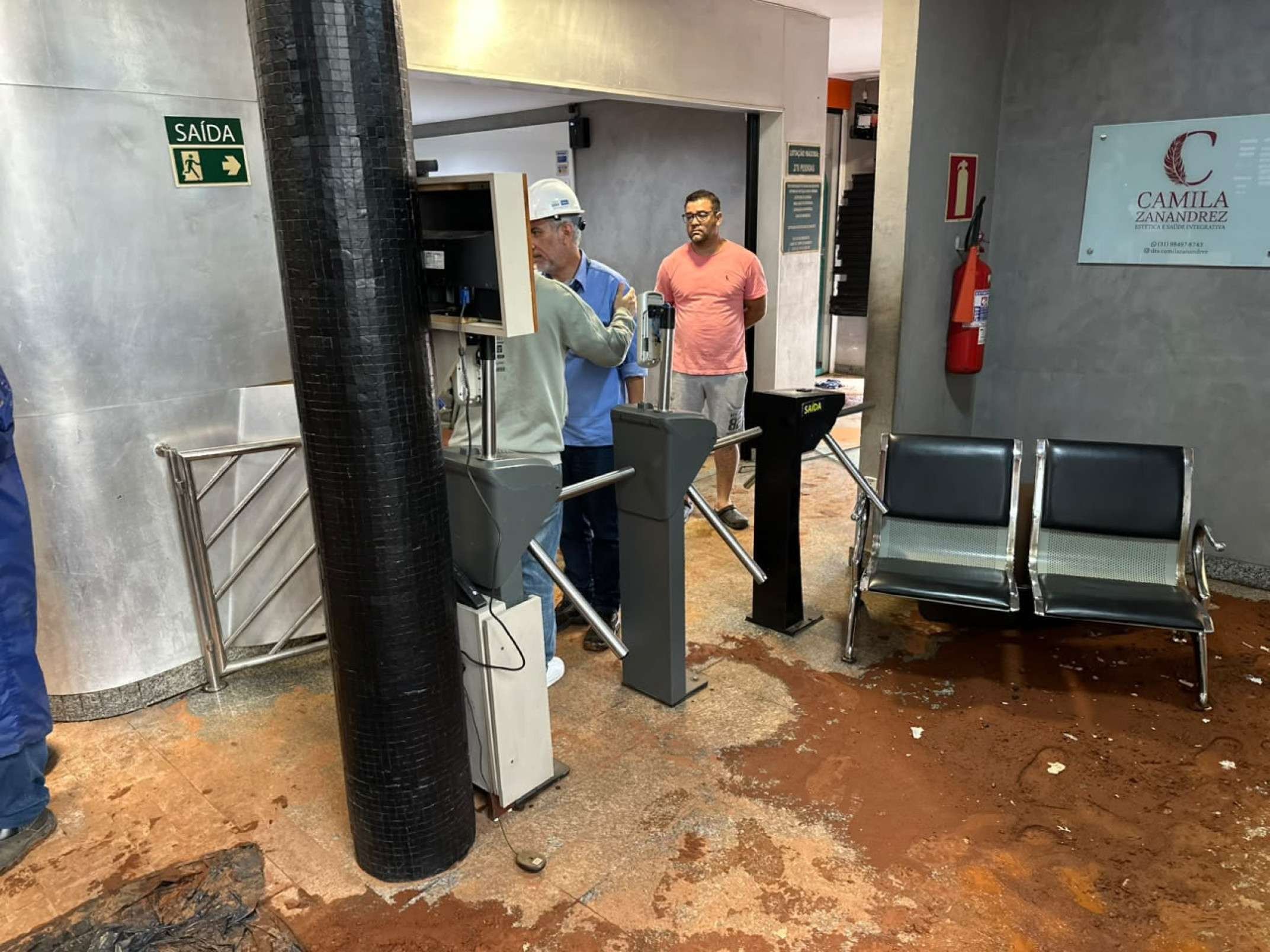 Dona da academia ainda não consegue estimar prejuízo