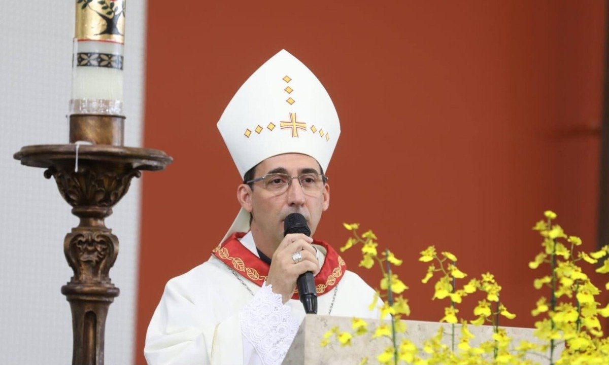 Natural de Fortaleza (CE), dom Júlio César será bispo titular da Diocese de Rubiataba-Mozarlândia, em Goiás - (crédito: Reprodução/Arquidiocese de Belo Horizonte)