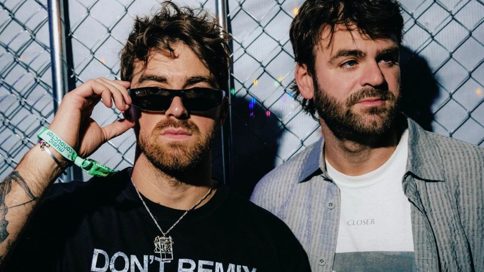 A dupla The Chainsmokers, alvo da not&iacute;cia ap&oacute;s 14 pessoas passarem mal em show na Calif&oacute;rnia por suspeita de intoxica&ccedil;&atilde;o -  (crédito: Redes sociais)