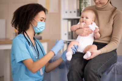 Com a autorização, o público-alvo passa a incluir bebês a partir de seis semanas de vida -  (crédito: magnific)