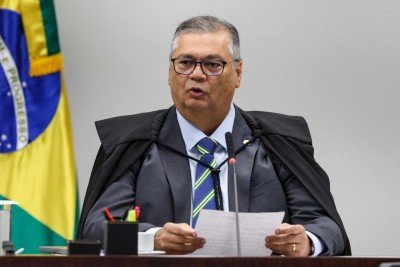 Dino criticou Mendonça na sentença de reintegração do diretor da PF  -  (crédito: Sergio Lima/AFP)