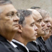 Dino levanta novas suspeitas sobre Mendonça e indica que há mais por vir