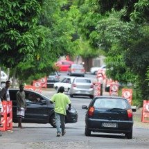 Projeto que proíbe flanelinhas avança na Câmara de BH - Alexandre Guzanshe/EM/D.A Press