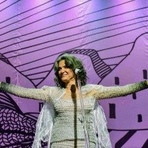 Simone apresenta ‘um som diferente’ no show ‘Que mulher é essa?’ - Teca Lamboglia/Divulgação 