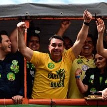 O nebuloso enredo que financiou o Dark Horse