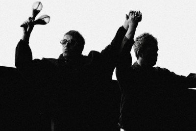 Cena do documentário 'Oasis: Don't Look Back In Anger', de Dylan Southern e Will Lovelace -  (crédito: Divulgação)