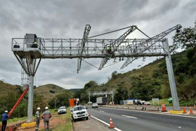 BR-040 ganha pedágio sem cancela e motorista terá 30 dias para pagar -  (crédito: Ecovias/Reprodução)