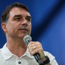 6 perguntas para entender inquérito contra Flávio Bolsonaro — e o o que falta ser esclarecido - Reuters
