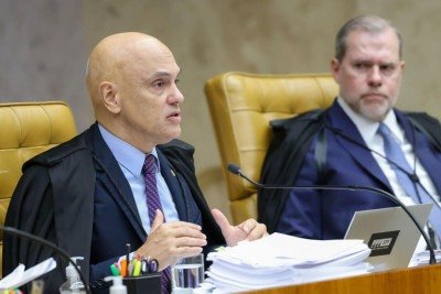 Alexandre de Moraes diz que Andr&eacute; Mendon&ccedil;a est&aacute; a servi&ccedil;o de grupo golpista -  (crédito: Foto: Gustavo Moreno/STF)