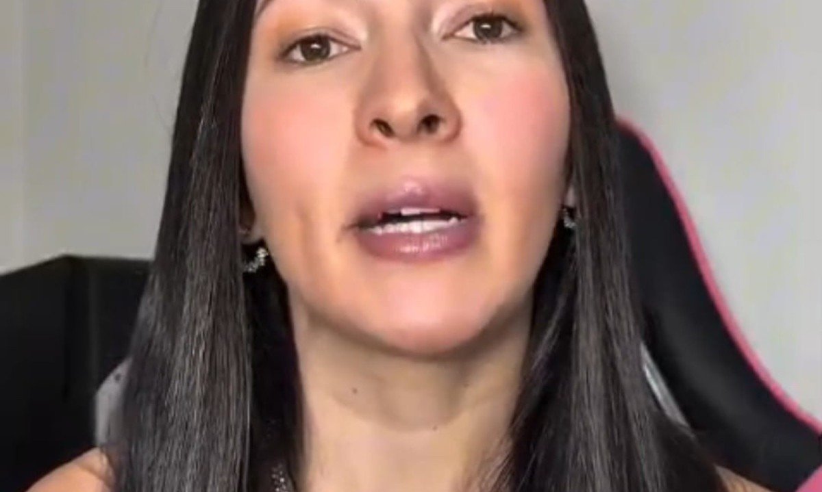 Ana Ribeiro, influenciadora que teve perfil derrubado a mando de Vorcaro diz estar indignada com a informação - (crédito: Reprodução/Redes Sociais)