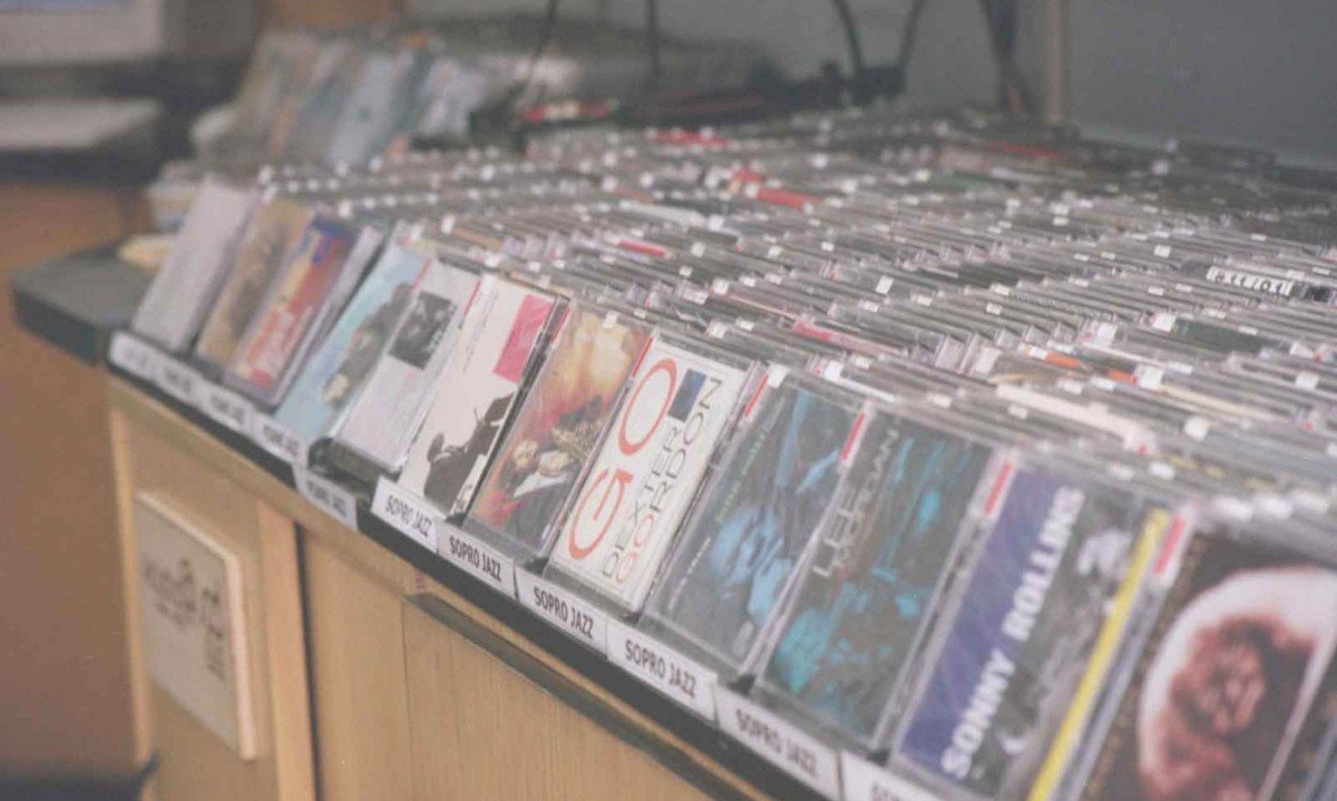 Em um mundo cada vez mais digital, ter um objeto físico pode ser uma forma de guardar lembranças

 -  (crédito: Cristina Horta - 2/12/2004/EM.D.A.PRESS)