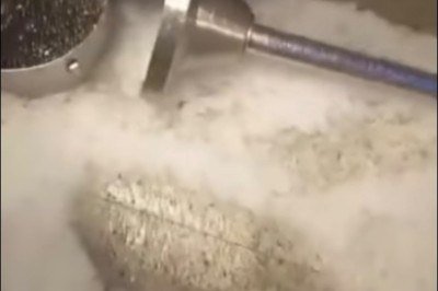Em Nova Lima o granizo chegou a cobriu o chão de um condomínio -  (crédito: Redes Sociais)