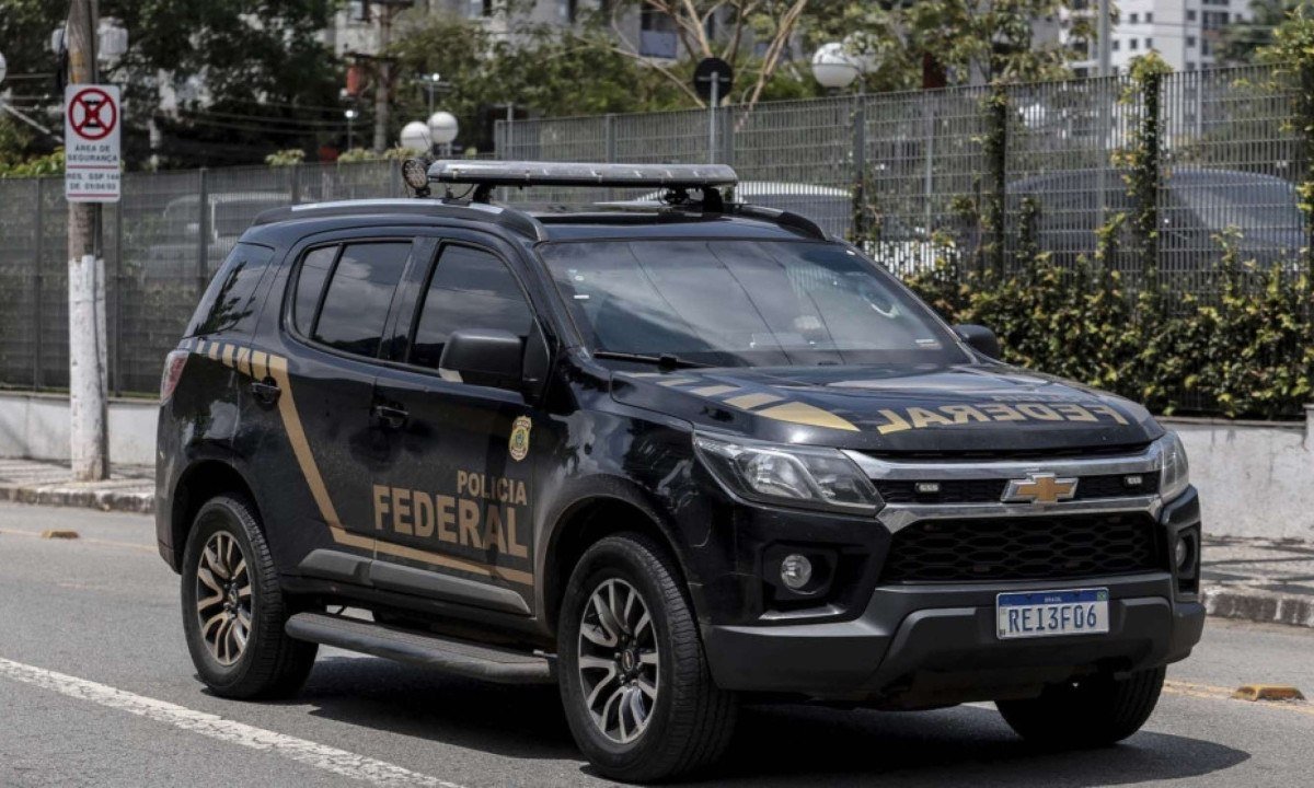 Anúncio de roubo de celular levou PF a correr com operação contra deputado - (crédito: Foto: Paulo Pinto/Agência Brasil)
