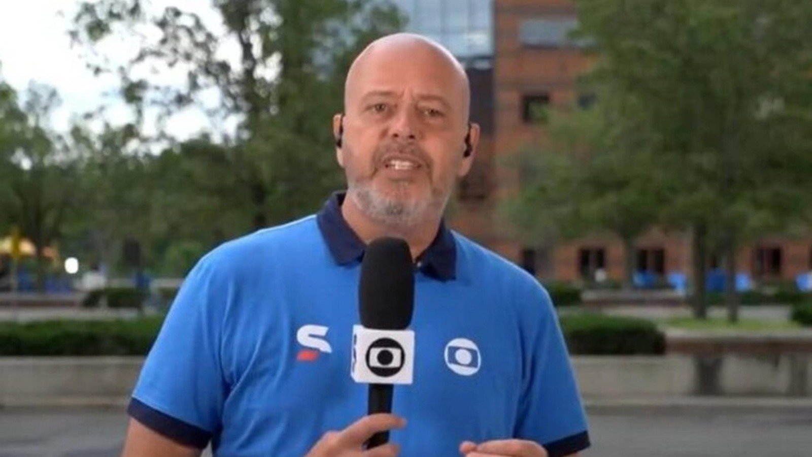Alex Escobar celebra volta à Globo após cirurgia e doença rara