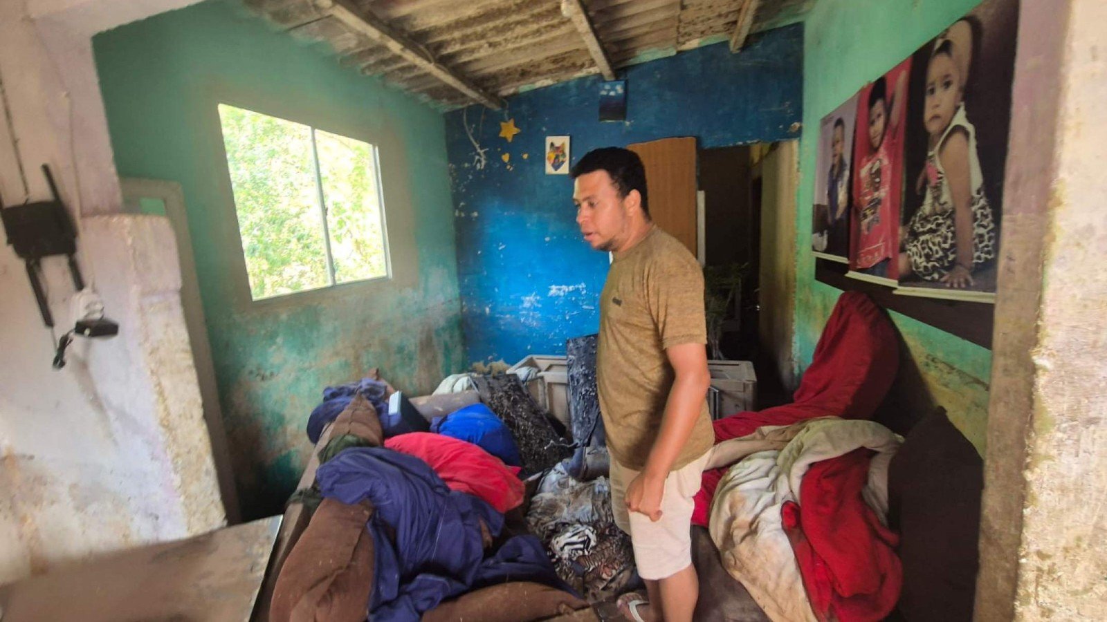 Quando a &aacute;gua come&ccedil;ou a subir, ningu&eacute;m estava dentro da casa