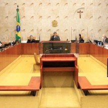 Hoje é o Dia D de uma guerra do Peloponeso entre ministros do Supremo
