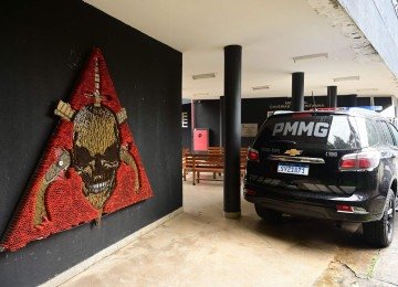 Batalhão de Operações Especiais (BOPE) foi acionado para a ocorrência no Bairro Ouro Minas, em BH -  (crédito: Leandro Couri/EM/D.A.Press)