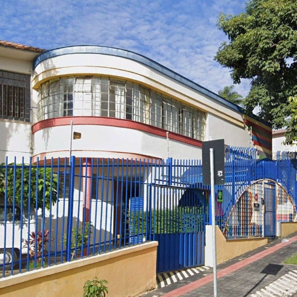 Mãe denuncia expulsão de filho agredido em colégio católico de BH