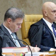 André Mendonça acusa Alexandre de Moraes de distorcer relatório da PF