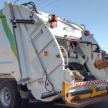 MG: motorista que almoçava em caminhão de lixo será indenizado - Prefeitura de Uberaba/Reprodução