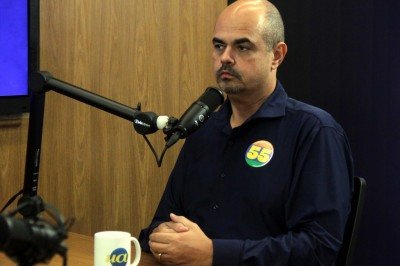 Simões assumiu o governo de Minas após a saída de Romeu Zema (Novo) do cargo para disputar a Presidência da República -  (crédito: Jair Amaral/EM/D.A Press)