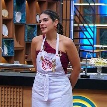 Eliminada do MasterChef, Gabriela ganha broche e estágio de Jacquin - Reprodu&ccedil;&atilde;o/TV