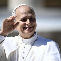 Papa faz alerta contra a dependência dos algoritmos -  AFP