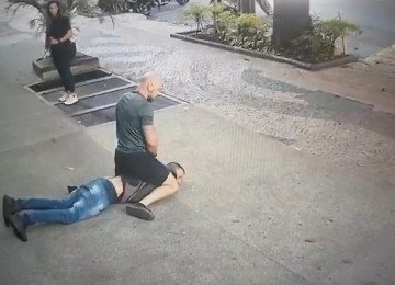A ocorrência foi registrada como perseguição e atendimento de denúncia de infração contra a mulher no contexto de violência doméstica -  (crédito: Reprodução)