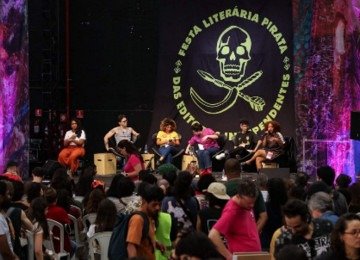 Mesa na FLIPEI sobre os bilionários no poder: de Epstein a Vorcaro e Klein -  (crédito: @taisnoaqui)