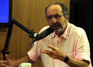 Kalil disse que uma mudança na cobrança do Imposto sobre a Propriedade de Veículos Automotores (IPVA) poderia retirar bilhões de reais dos municípios e afetar recursos destinados à saúde -  (crédito: Jair Amaral/EM/D.A Press)