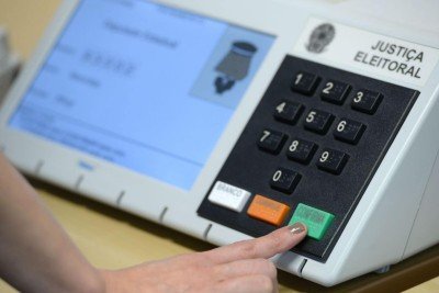 A urna eletrônica garante a credibilidade das eleições -  (crédito: Guilherme Daradanhan)
