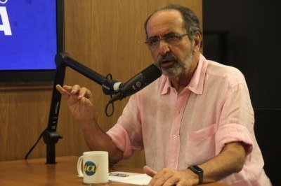 Kalil disse que manterá a posição inclusive em um eventual segundo turno -  (crédito: Jair Amaral/EM/D.A Press)