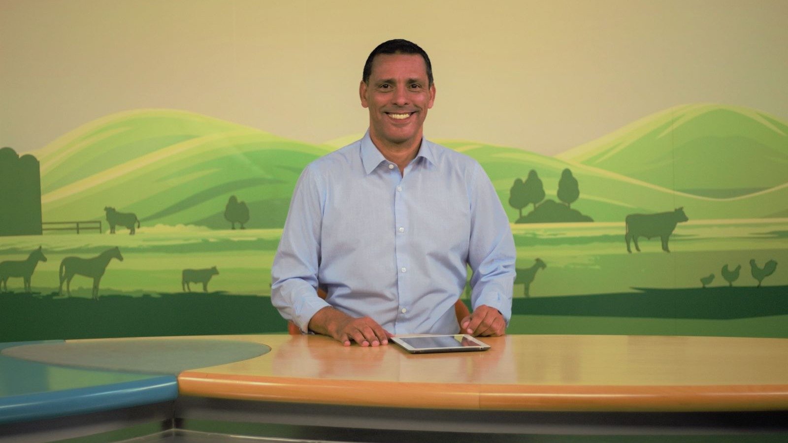 M&aacute;rcio Santos, jornalista e apresentador do programa MG Rural na TV Integra&ccedil;&atilde;o, que morreu aos 55 anos -  (crédito: TV Integra&ccedil;&atilde;o / reprodu&ccedil;&atilde;o)