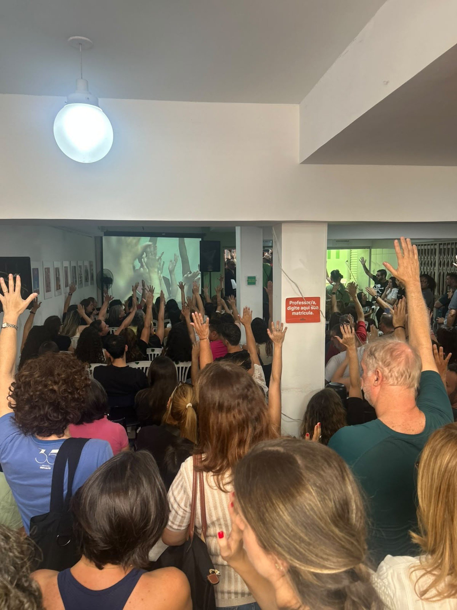Assembleia dos professores particulares de Minas Gerais