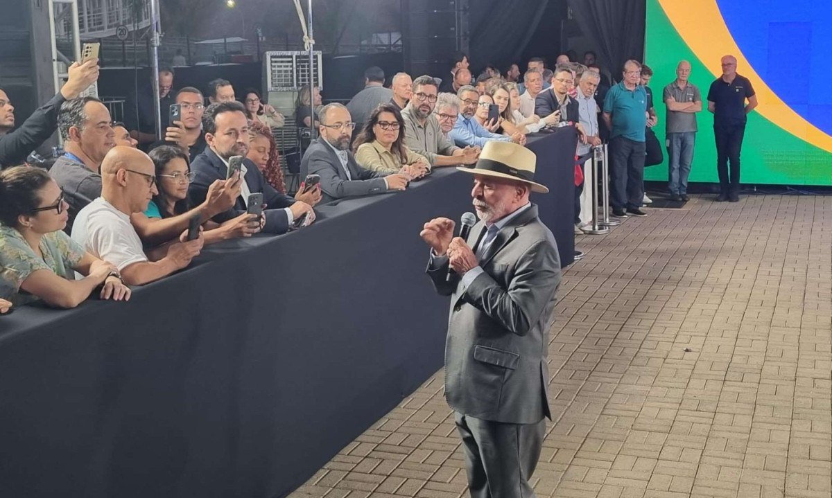 Após visitar a Eurofarma, Lula tem comício em Montes Claros - (crédito: Luiz Ribeiro/EM/D.A. Press)