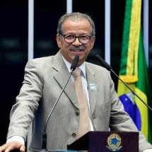 Direita em curto-circuito: a reação de Michelle às acusações de Sebastião Coelho