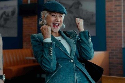 À frente do clã, Helen Mirren (Maeve Harrigan) rouba a cena com seu impagável sotaque irlandês  -  (crédito: Paramount/Divulgação )