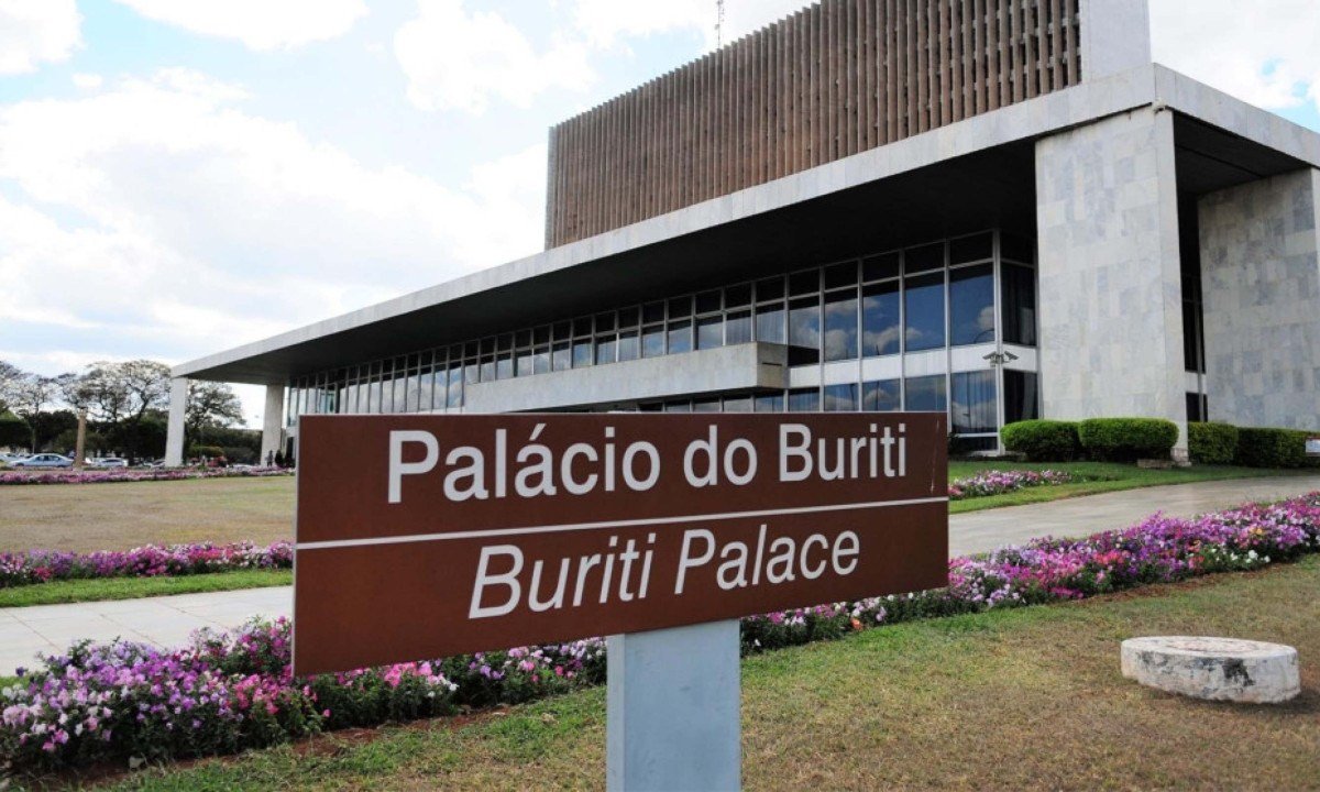 O passado que volta a bater à porta na corrida pelo governo de Brasília - (crédito: Foto: Lúcio Bernardo Jr/Agência Brasília)