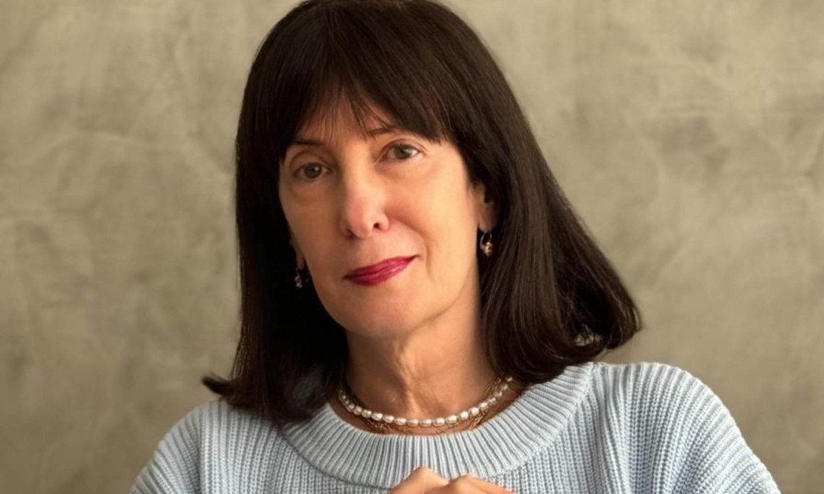 A escritora Ana Cecília Carvalho
- (crédito: Gisella Gontijo)