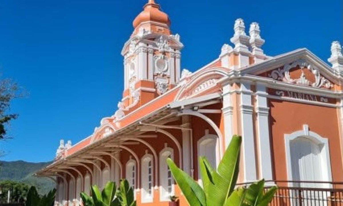 Estação ferroviária de Mariana inaugura, neste sábado (19/9), o Centro Experiência Vale, que contará com a entrega da Maria Fumaça revitalizada - (crédito: Arlindo Silva/Divulgação)