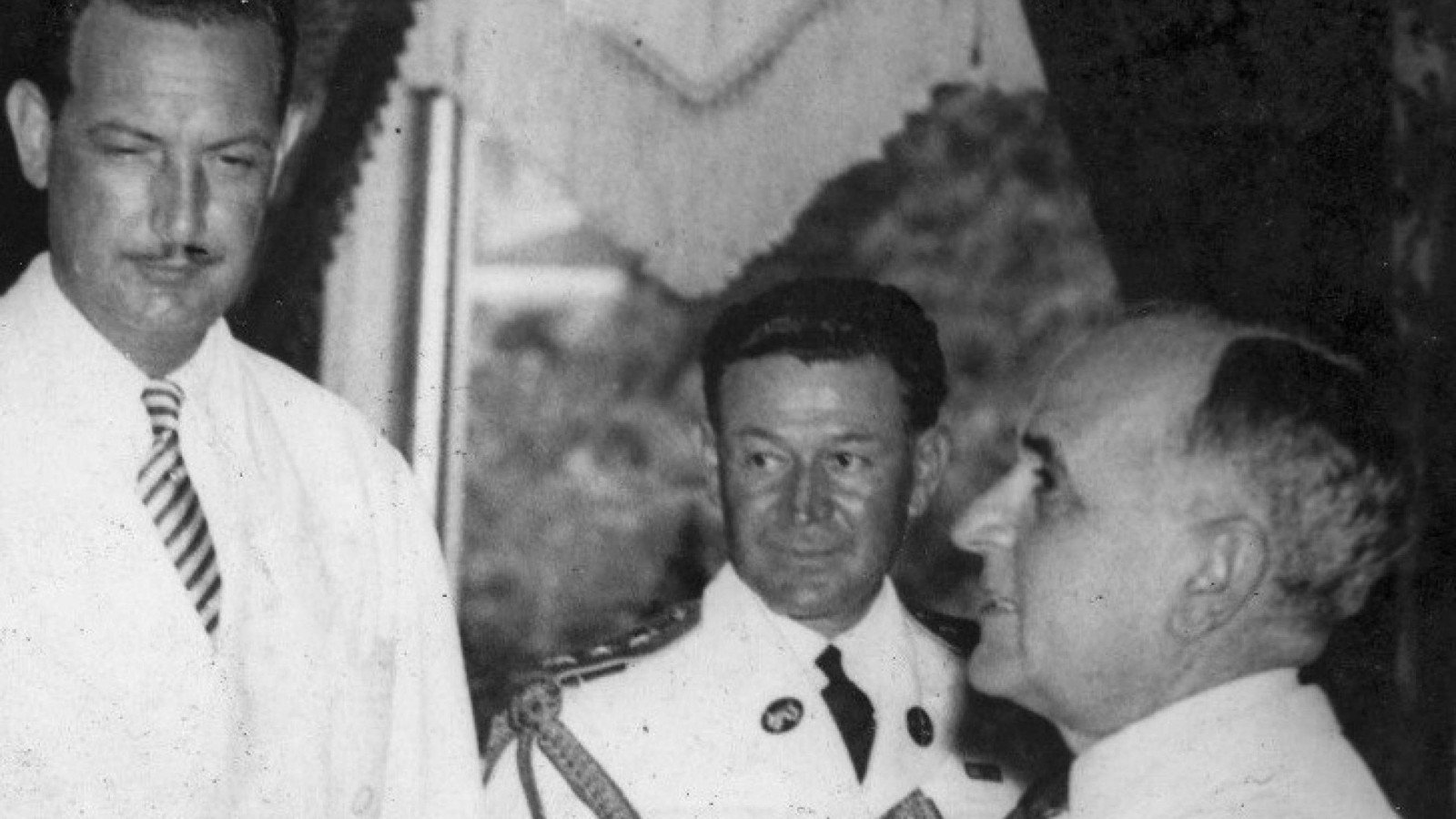 filinto m&uuml;ller observado por vargas: o primeiro prendeu, o segundo expulsou