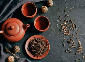 A inclusão de chás de ervas na dieta pode colaborar para aumentar a qualidade do sono e reduzir o stress
 -  (crédito: Canva/divulgação)