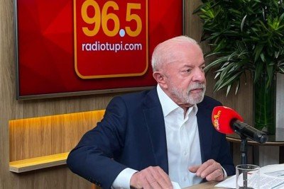 Lula critica festas de Daniel Vorcaro e cita ministros do STF em entrevista à Rádio Tupi: 'Isso tudo está apodrecendo' -  (crédito: Tupi)