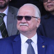 Edson Fachin, o urso na coleira e o porteiro do parque